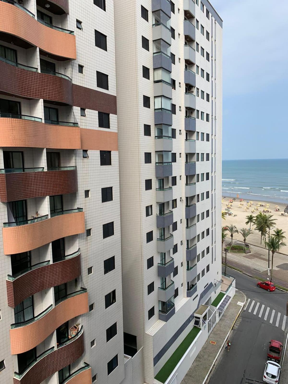Apartamento Frente Ao Mar Com Varanda E Piscina Praia Grande  Exterior foto